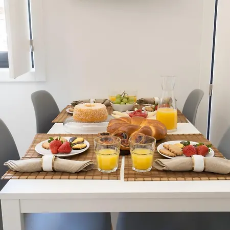 Apartman Host Wise - Bright & Contemporary Flat - Ace Location