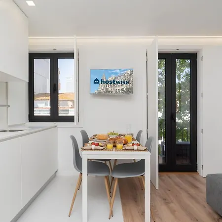 Apartamento Host Wise - Bright & Contemporary Flat - Ace Location *