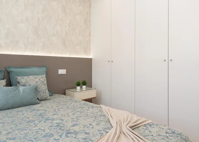 Host Wise - Bright & Contemporary Flat - Ace Location Apartman Porto