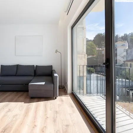 Appartamento Host Wise - Bright & Contemporary Flat - Ace Location Oporto