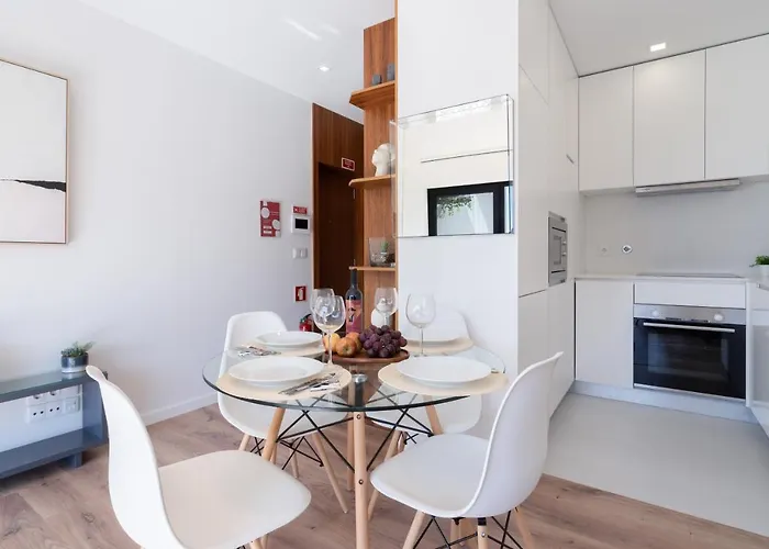 Lejlighed Host Wise - Bright & Contemporary Flat - Ace Location