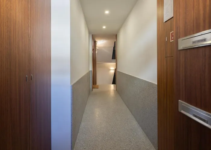 Host Wise - Bright & Contemporary Flat - Ace Location Porto