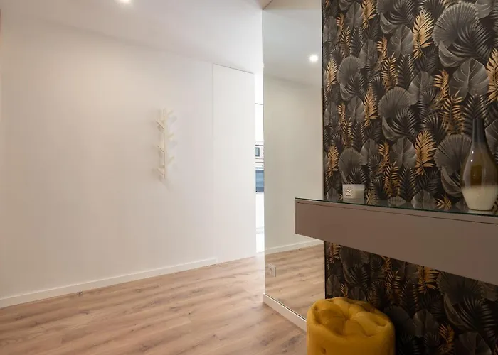 Host Wise - Bright & Contemporary Flat - Ace Location Lejlighed *