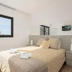 Apartamento Host Wise - Bright & Contemporary Flat - Ace Location Oporto