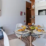 Host Wise - Bright & Contemporary Flat - Ace Location Apartamento