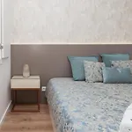 Host Wise - Bright & Contemporary Flat - Ace Location
