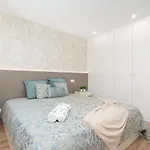 Host Wise - Bright & Contemporary Flat - Ace Location Oporto
