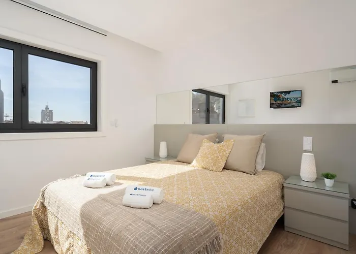 Lägenhet Host Wise - Bright & Contemporary Flat - Ace Location Oporto