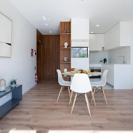 Host Wise - Bright & Contemporary Flat - Ace Location Appartement *