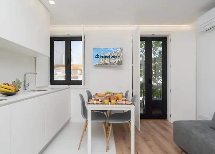 Apartamento Host Wise - Bright & Contemporary Flat - Ace Location *